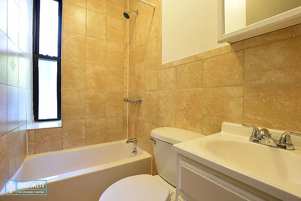 Rented by null | media 15