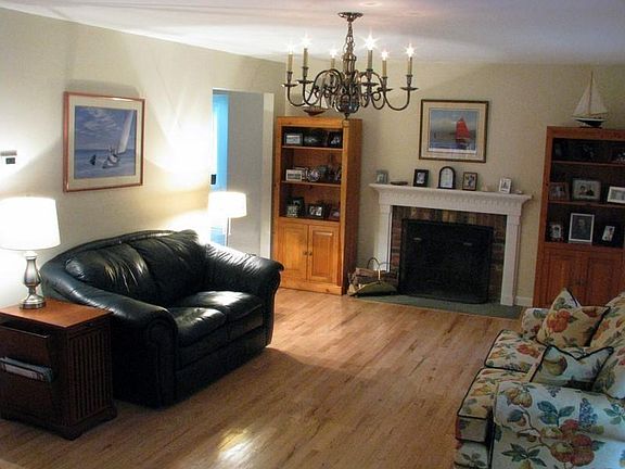 Athenas Sitting Room.jpg