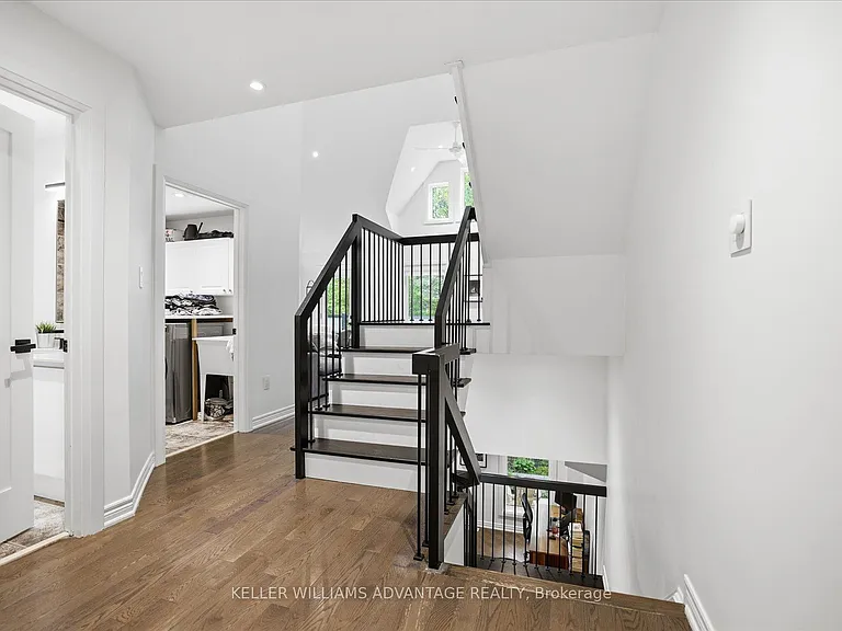 40 Sarah Ashbridge Ave #MAIN — Photo 13