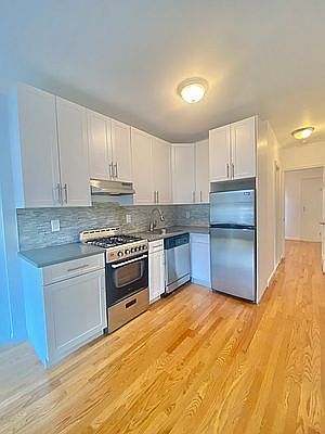 1st image of 507 E 81st St APT 18