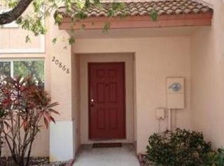 20868 NW 2nd St, Hollywood, FL 33029