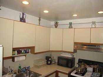 2nd image of 9449 116th St