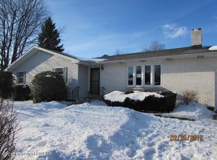 112 Hilltop Rd, Hazleton, PA 18201