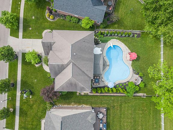 4th image of 6309 Winter Hazel Dr