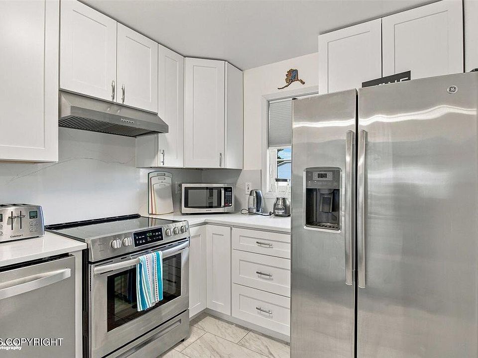 1st image of 10057 Thimble Berry Dr