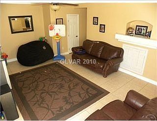 3rd image of 881 Sparkle Ray Ave