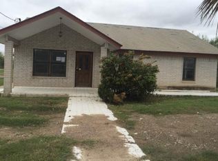 321 Memo Robinson Rd, Eagle Pass, TX 78852