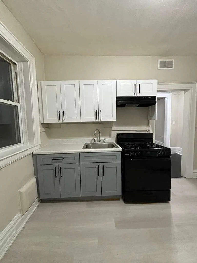 1 bed, 650 sqft, $1,800 — Photo 1