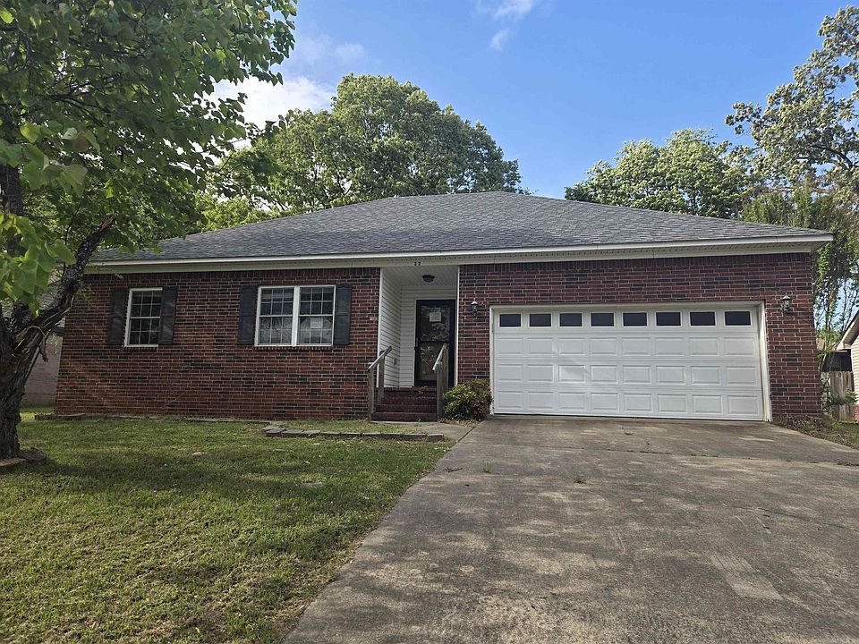 1st image of 32 N Hills Dr