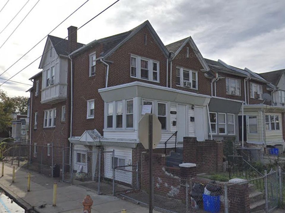 1st image of 5700 Florence Ave #2