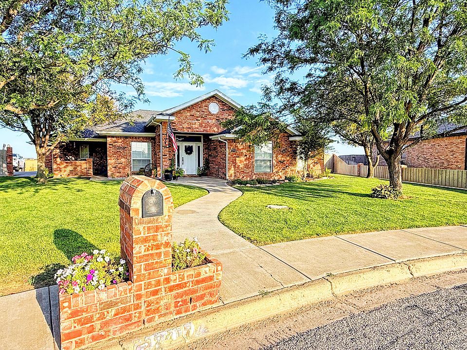 1st image of 3417 Garrett Dr