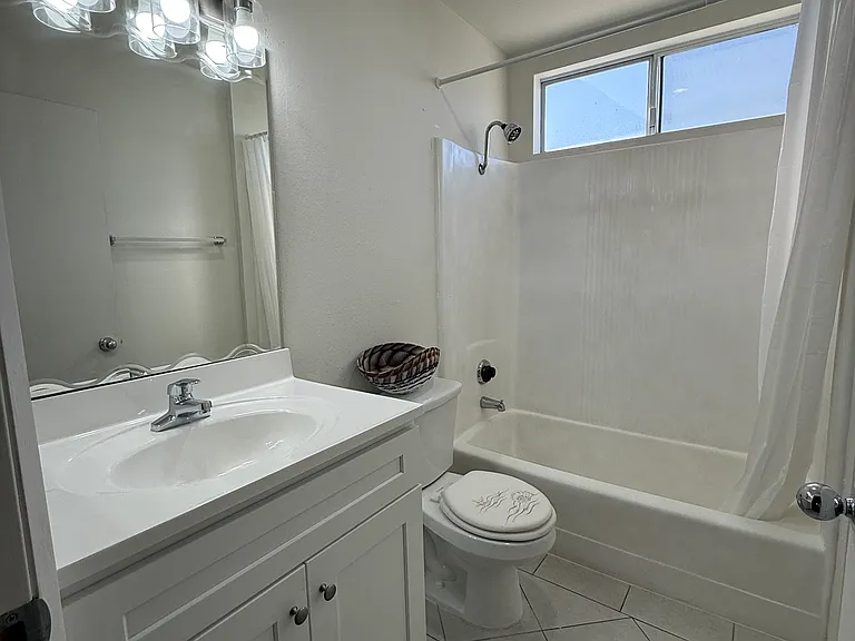 1001 Cherry Ave #205 — Photo 7