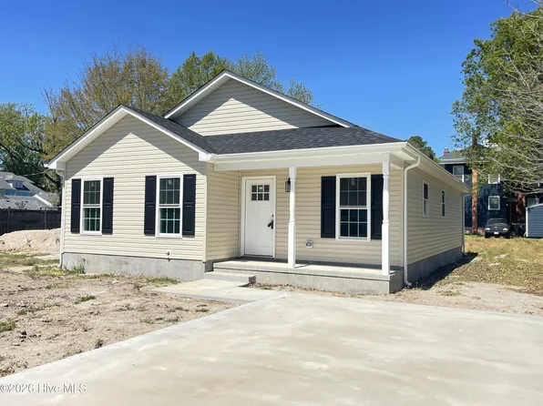 908 Mcpherson Street, Elizabeth City, NC 27909