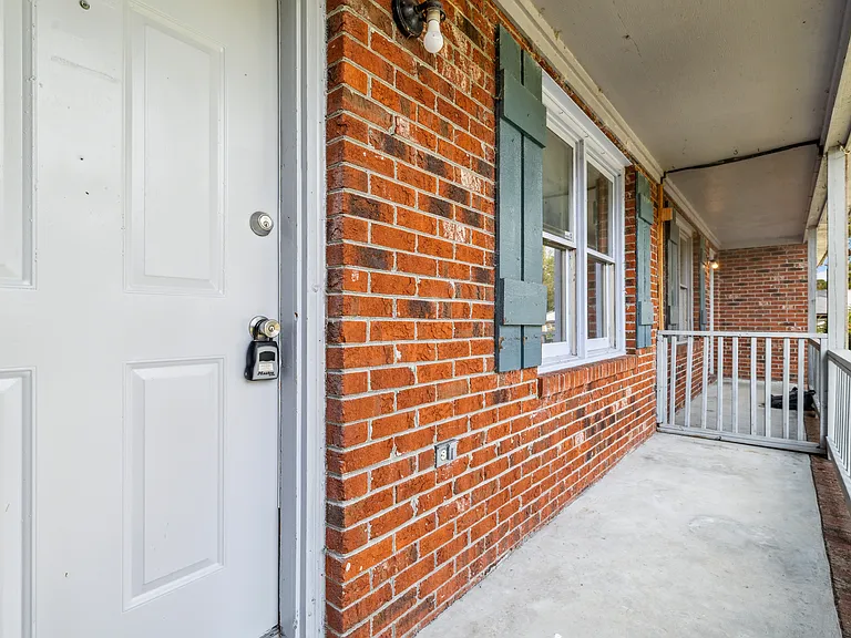 4822 Long Branch Dr — Photo 12