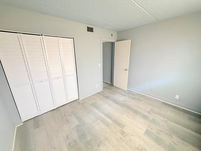 1501 Crescent Cir #C19-1 — Photo 7