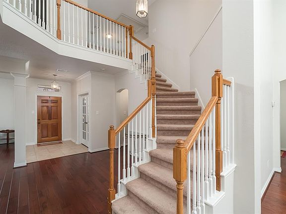 5th image of 6155 Sheffield Ln