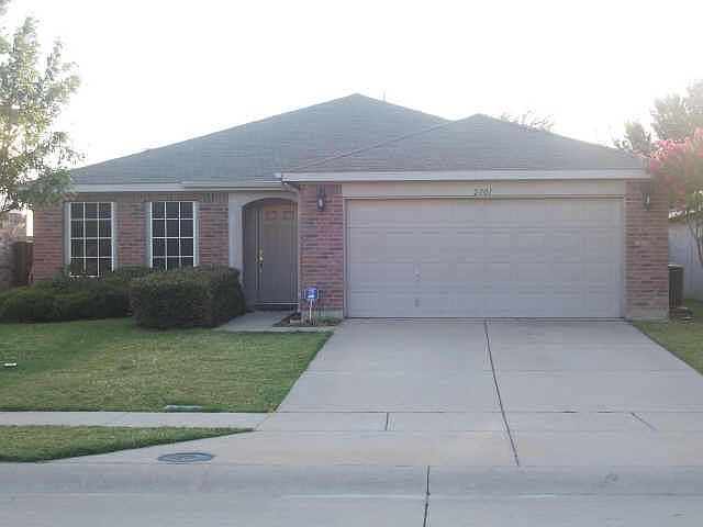 1st image of 2701 Bluffs Ct