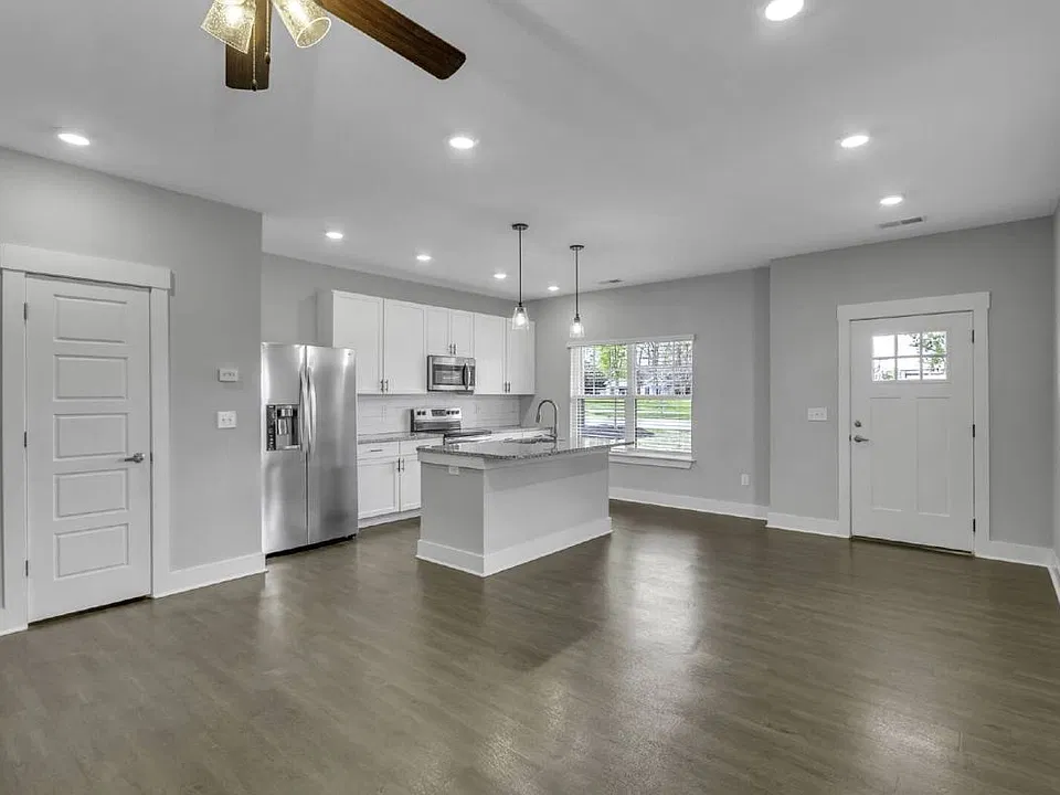 14 Tolar Rd