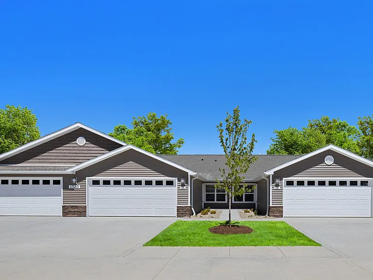 Apartments with Attached Garages