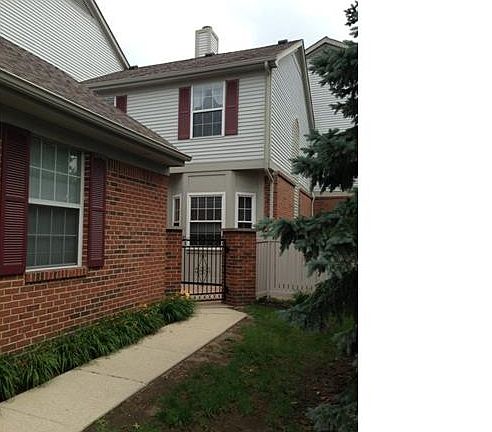 2nd image of 49816 Plymouth Way