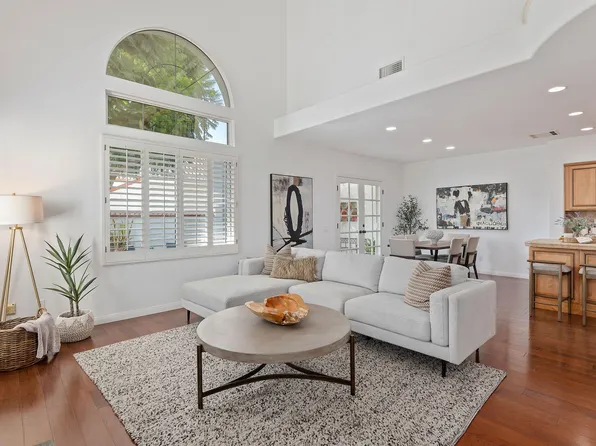 848 Calle Los Gatos, Camarillo, CA 93010