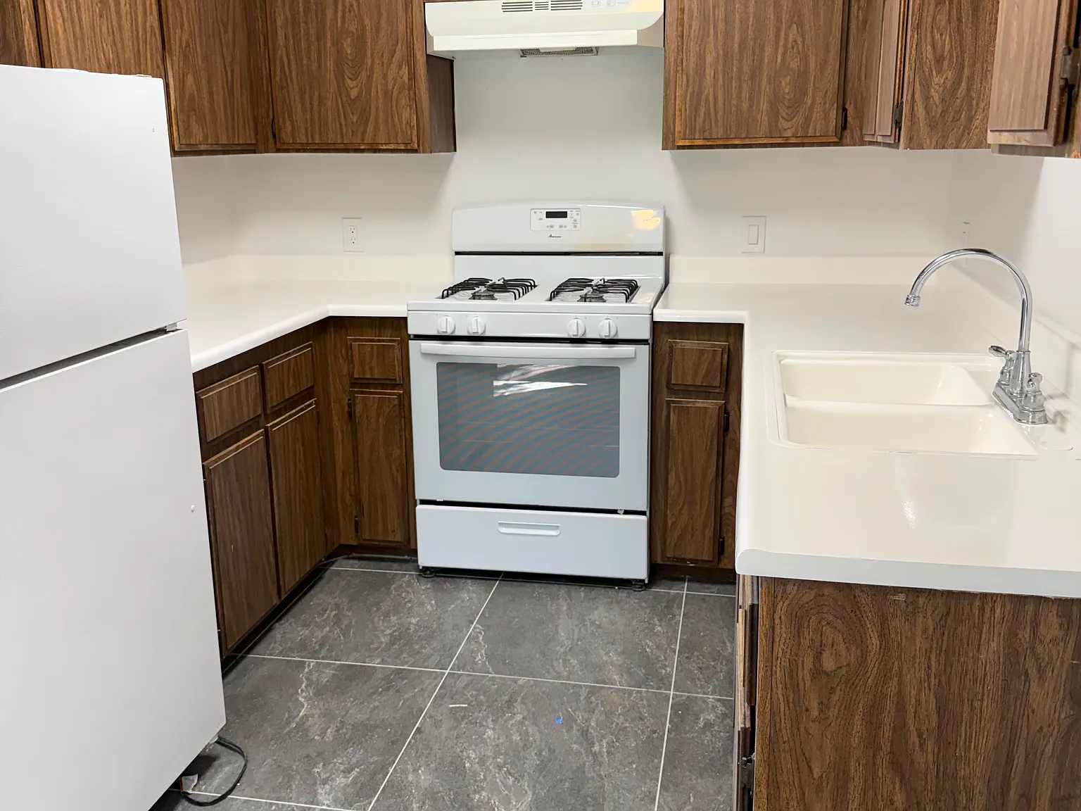2 bed, 900 sqft, $2,195 — Photo 3