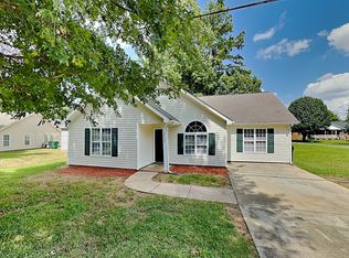 5934 Old Plank Rd, Charlotte, NC 28216