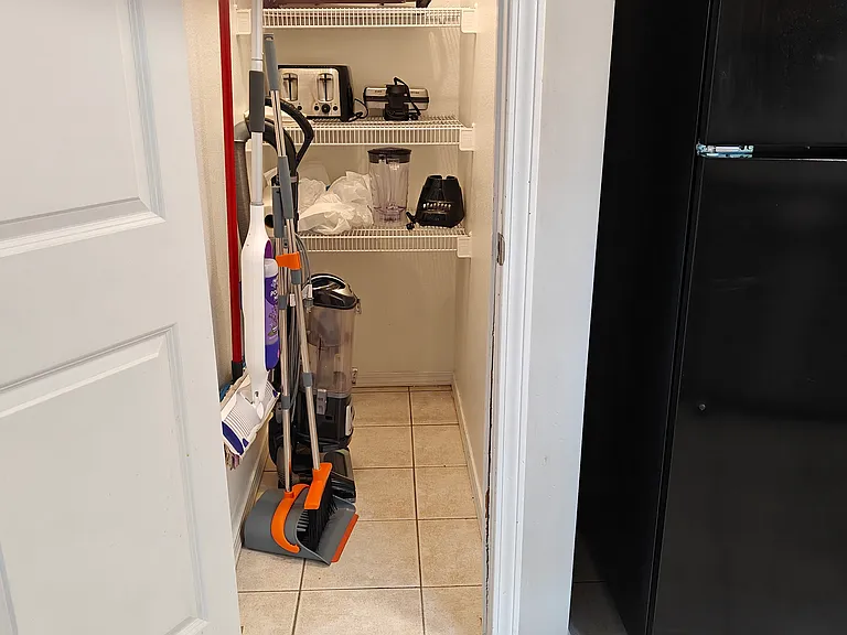 1246 Verna Ln — Photo 8