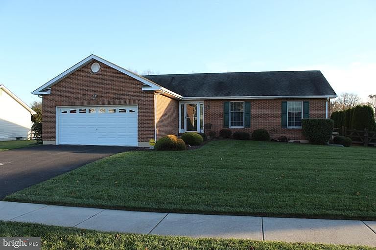 1st image of 107 Mount Vernon Dr