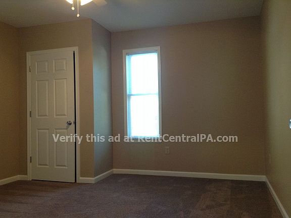 5th image of 2442 Canby St