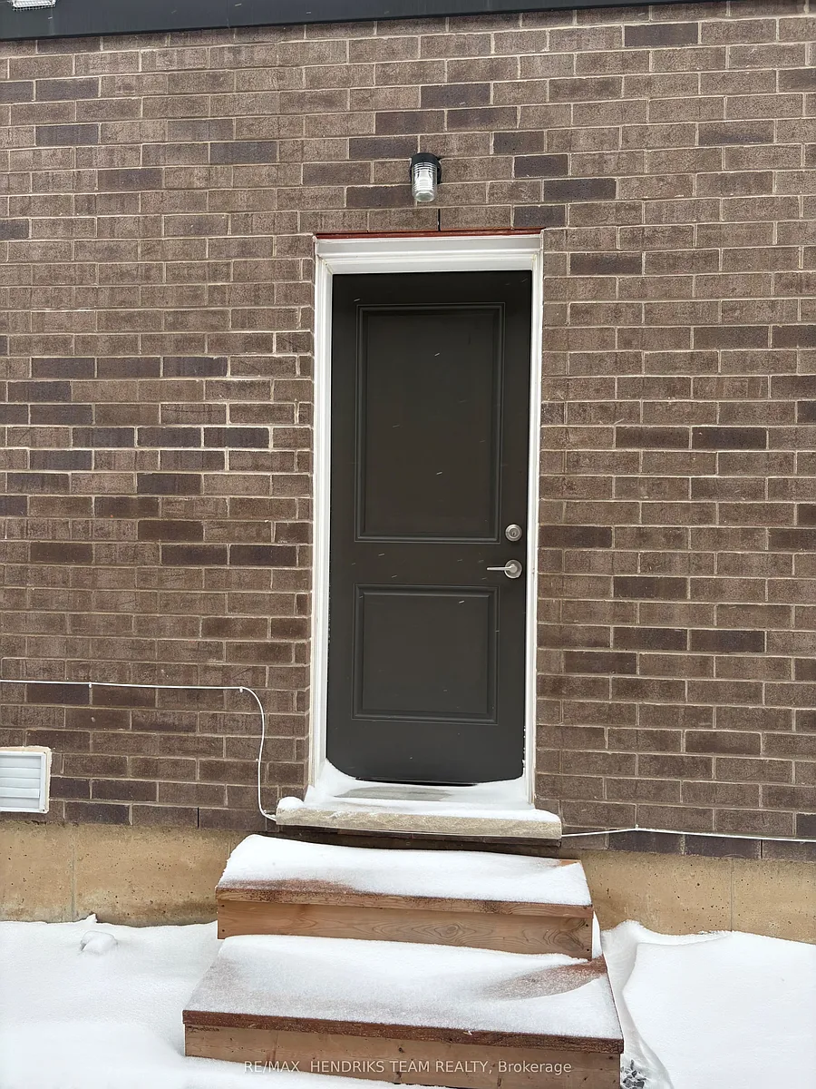 Building Photo - 146 Bur Oak Dr #BASEMENT ONLY