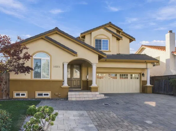 10221 Stern Ave, Cupertino, CA 95014