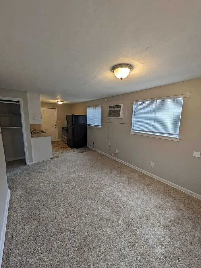 2 bed, 1.0 bath, 624 sqft, $895 — Photo 4