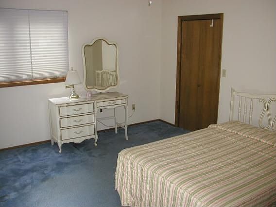 4th image of 15674 W Brook Dr