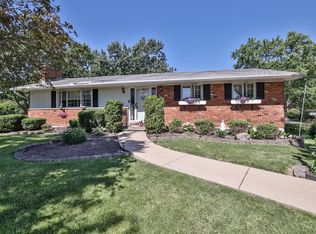 5589 Mayberry Ln, Cincinnati, OH 45239