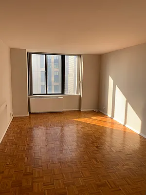 Rented by Canway Realty LLC | media 12