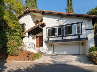 3280 Buckingham Rd, Glendale, CA 91206