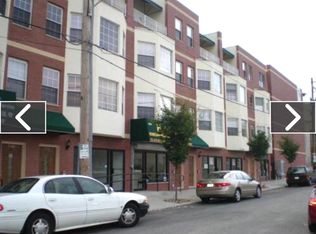 1104 Buttonwood St #B, Philadelphia, PA 19123