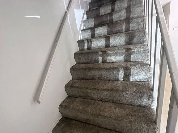 3rd image of 105 S Fleming St #6