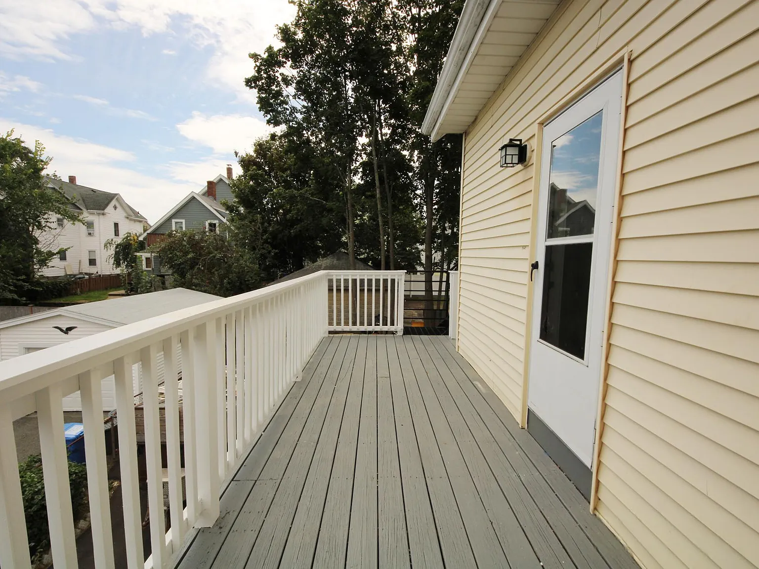 4 bed, 1600 sqft, $3,100 — Photo 4