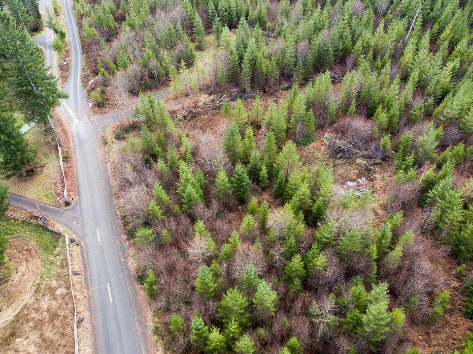 2nd image of 200 Shetler Rd