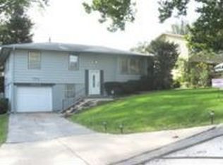 3933 Read St, Omaha, NE 68112