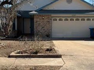 1727 Foxfire Dr, Round Rock, TX 78681