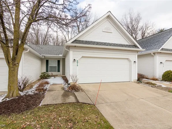 6915 Savannah Dr, North Ridgeville, OH 44039