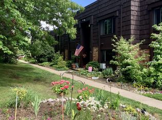 5615 Goodhue Dr #101, Toledo, OH 43615