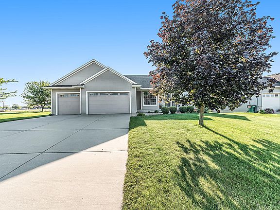2nd image of 7414 Alycia Dr