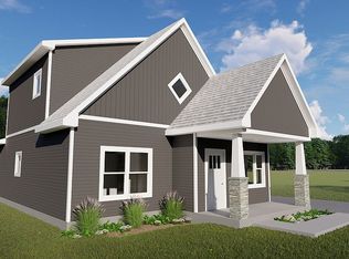150 Scenic Woods Dr, Cadillac, MI 49601