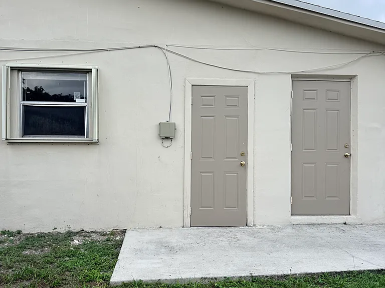 913 Orange Isle #B — Photo 10