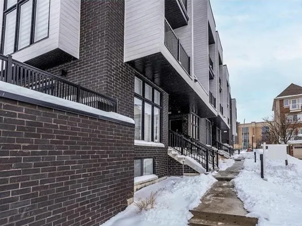 184 Angus Dr #4, Ajax, ON L1S 0G5