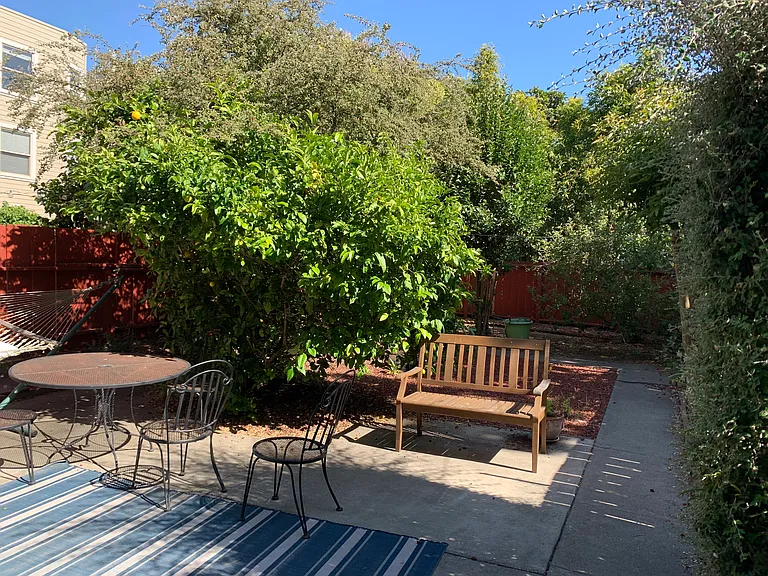 1535 Francisco St #10 — Photo 12
